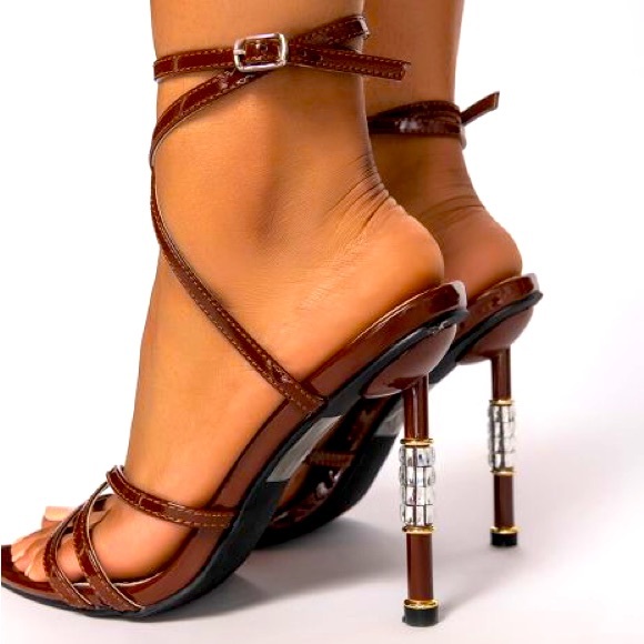 Azalea Wang Brown Vegan Glossy Patent Leather Embellished Diamond Heel Sandals - Picture 4 of 4